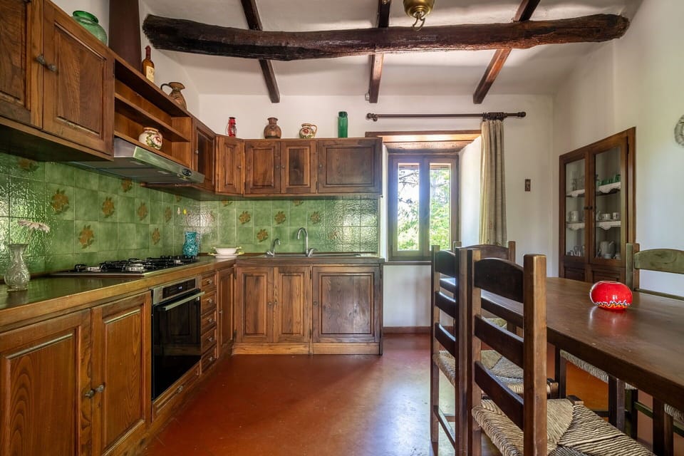 Autumn, Kitchen, Spring, Summer