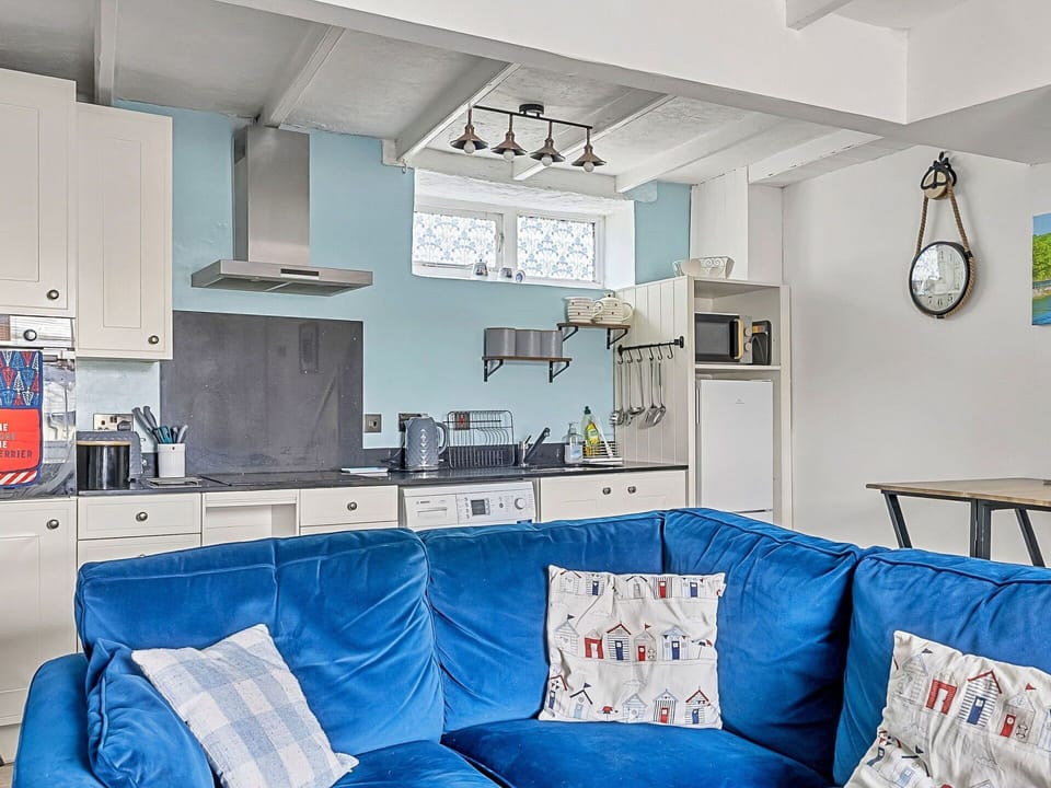 House, Cottage, Freezing, Village, Mountain Village, Resort, Snow, Winter, Alps