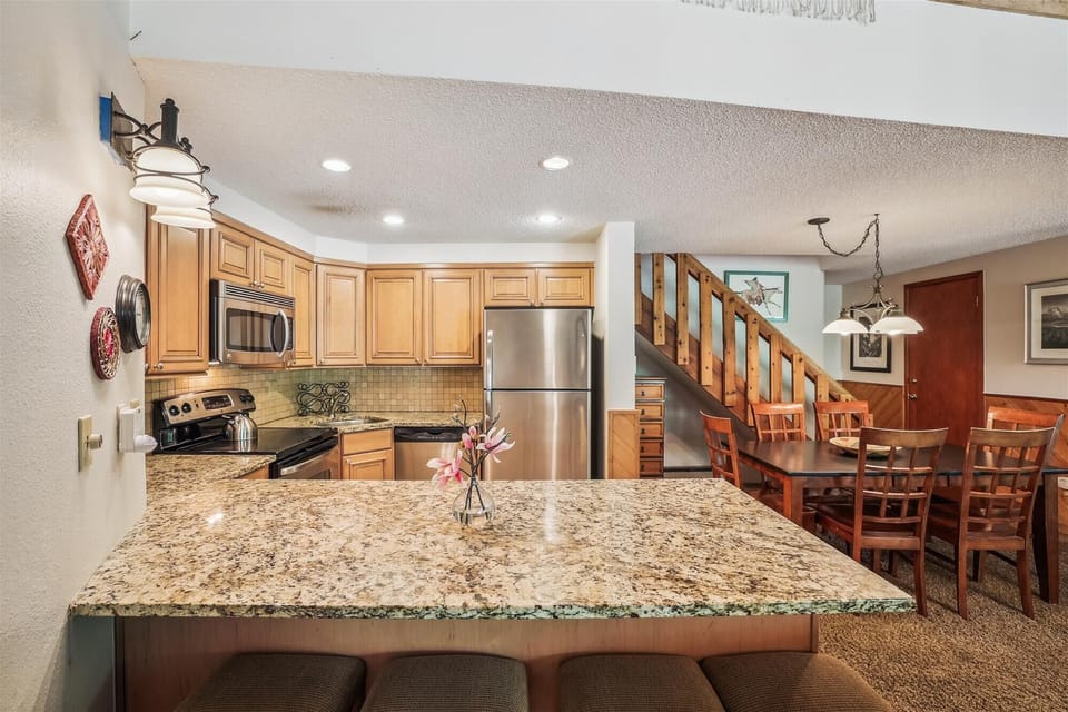 Kitchen - Pine Ridge 11E - Breckenridge Vacation Rental