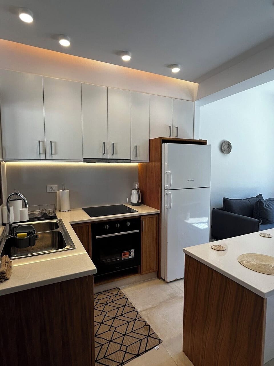 Kitchen 2 (1)