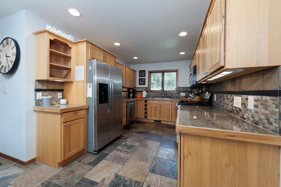 Fully Stocked Kitchen