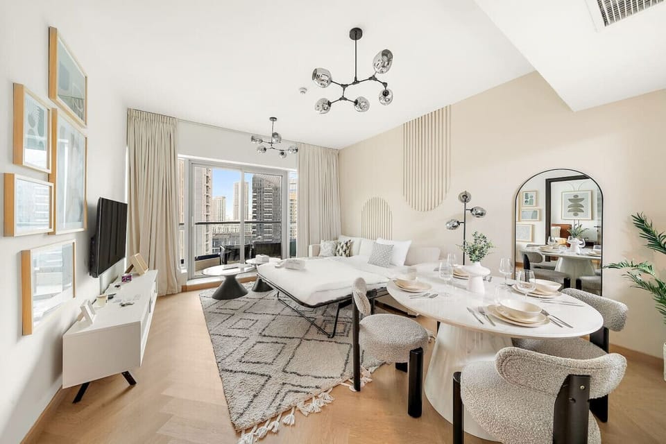 Studio: Chic decor meets stunning city views—your stylish Dubai escape awaits!