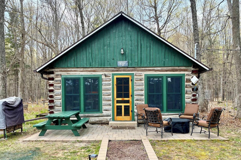 House (1 Bedroom) | Front of property
