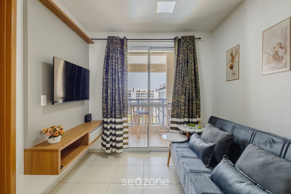 Basic Apartment | Living area