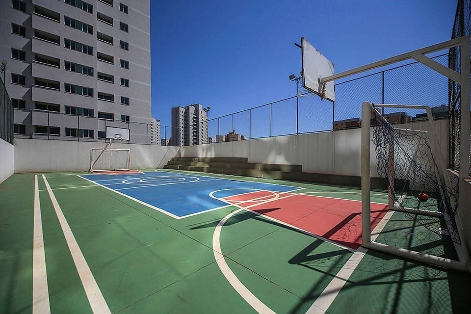 Basic Apartment | Sport court
