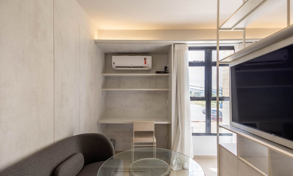 Basic Studio | Living area