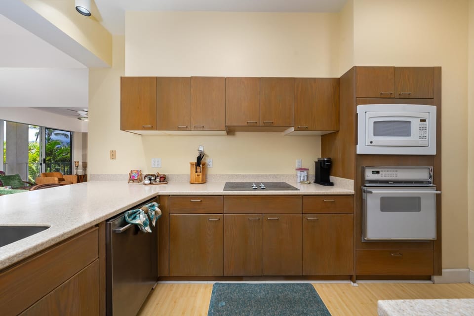 Condo, 2 Bedrooms | Private kitchen | Coffee/tea maker, fridge, oven, toaster