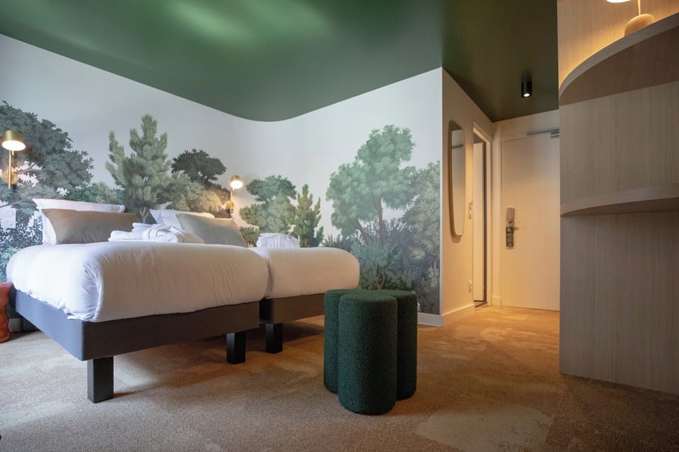 Classic Double Room | Premium bedding, Select Comfort beds, in-room safe, desk