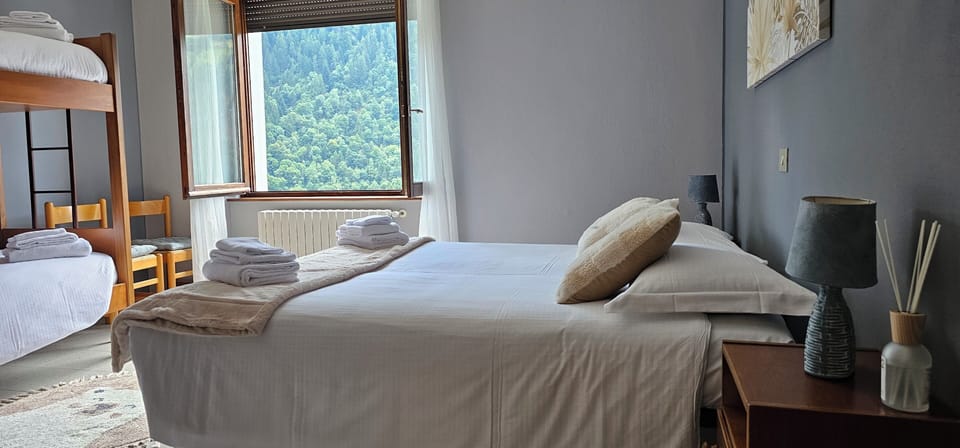 Family Quadruple Room, Mountain View | Iron/ironing board (on request)