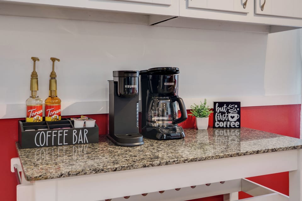 Keurig & Coffee Bar Riverside Ohio Airbnb