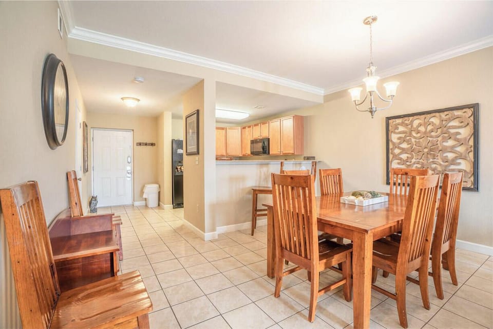 Condo, Multiple Beds, Balcony, Mountain View (Mountain View Condo 3307) | Dining