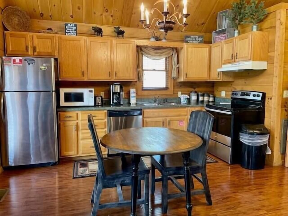 House, 1 King Bed with Sofa bed, Patio, Garden View (Cuddle Up) | Private kitchen