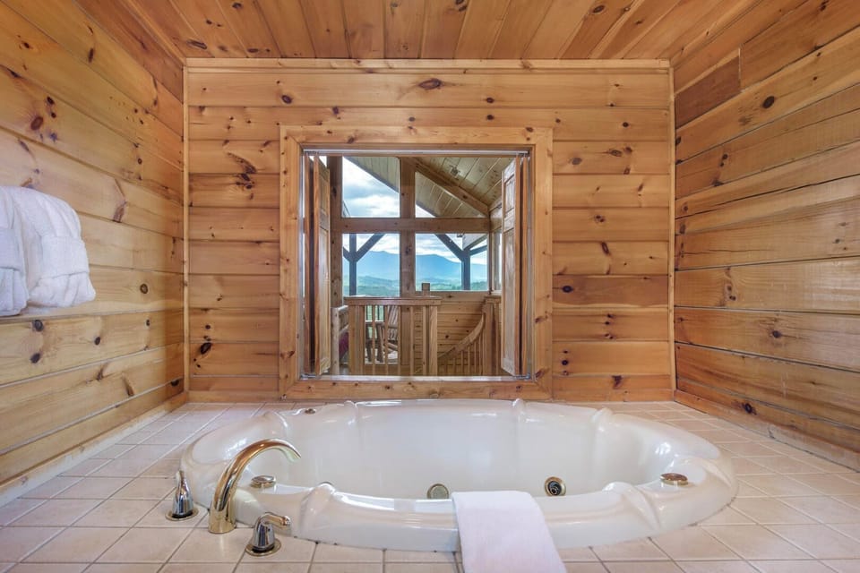 House, Multiple Beds, Balcony, Mountain View (Rejuvenation) | Interior