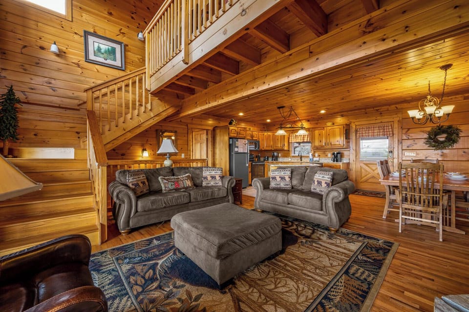 House, Multiple Beds, Hot Tub, Mountain View (Lookout Lodge) | Living area