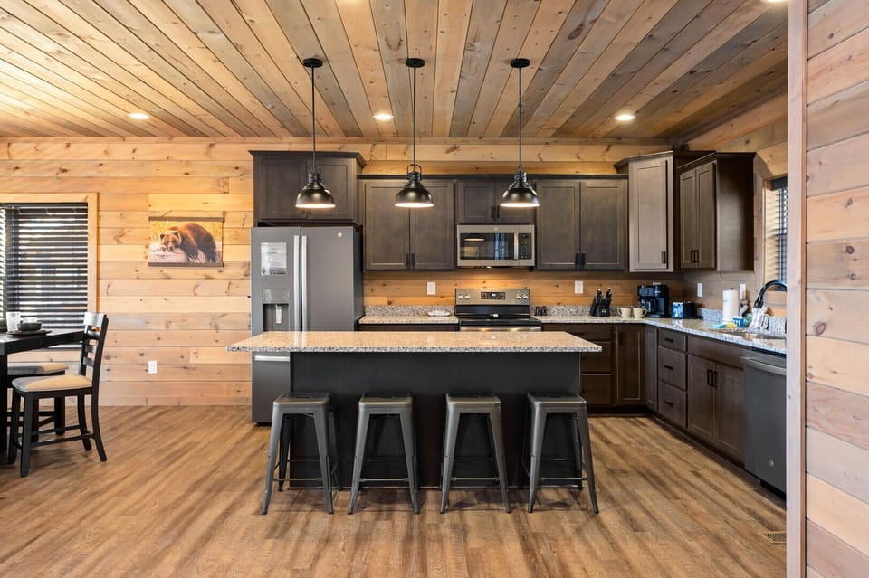 House, Multiple Beds, Balcony, Garden View (The Phoenix) | Private kitchen