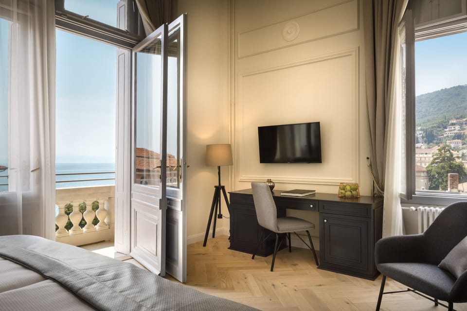 Imperial Seaside Room with extra bed | 1 bedroom, minibar, in-room safe, desk