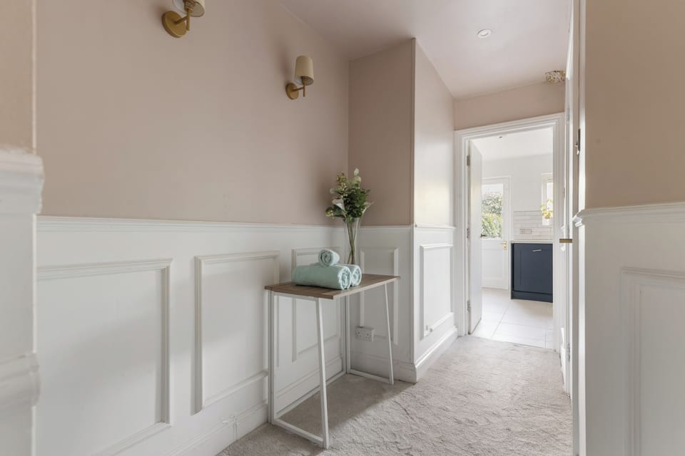 Strathblaine Road SW11-9