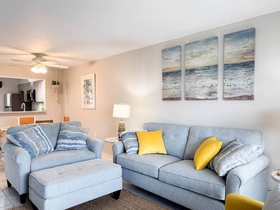 Coastal Dreams St. Augustine Beach Condo - New Lazy Boy Sofa & Loveseat

