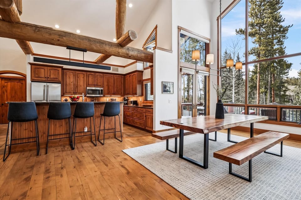 Dining Area - Ski Inn - Breckenridge Vacation Rental