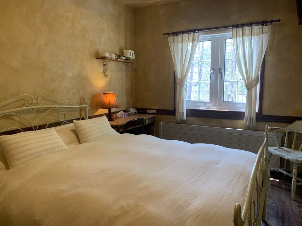 Double Room - Relux Double | Desk, free WiFi, bed sheets