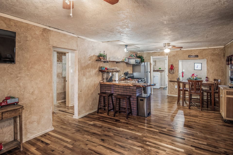 Living Room into the kitchen 