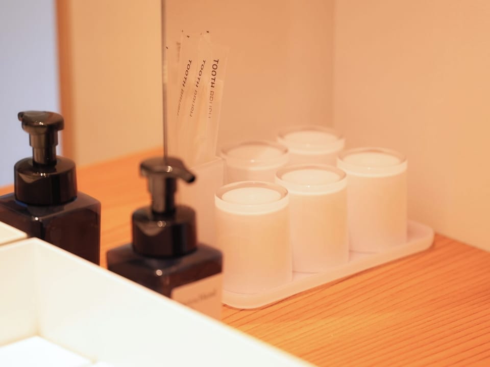 Bathroom amenities