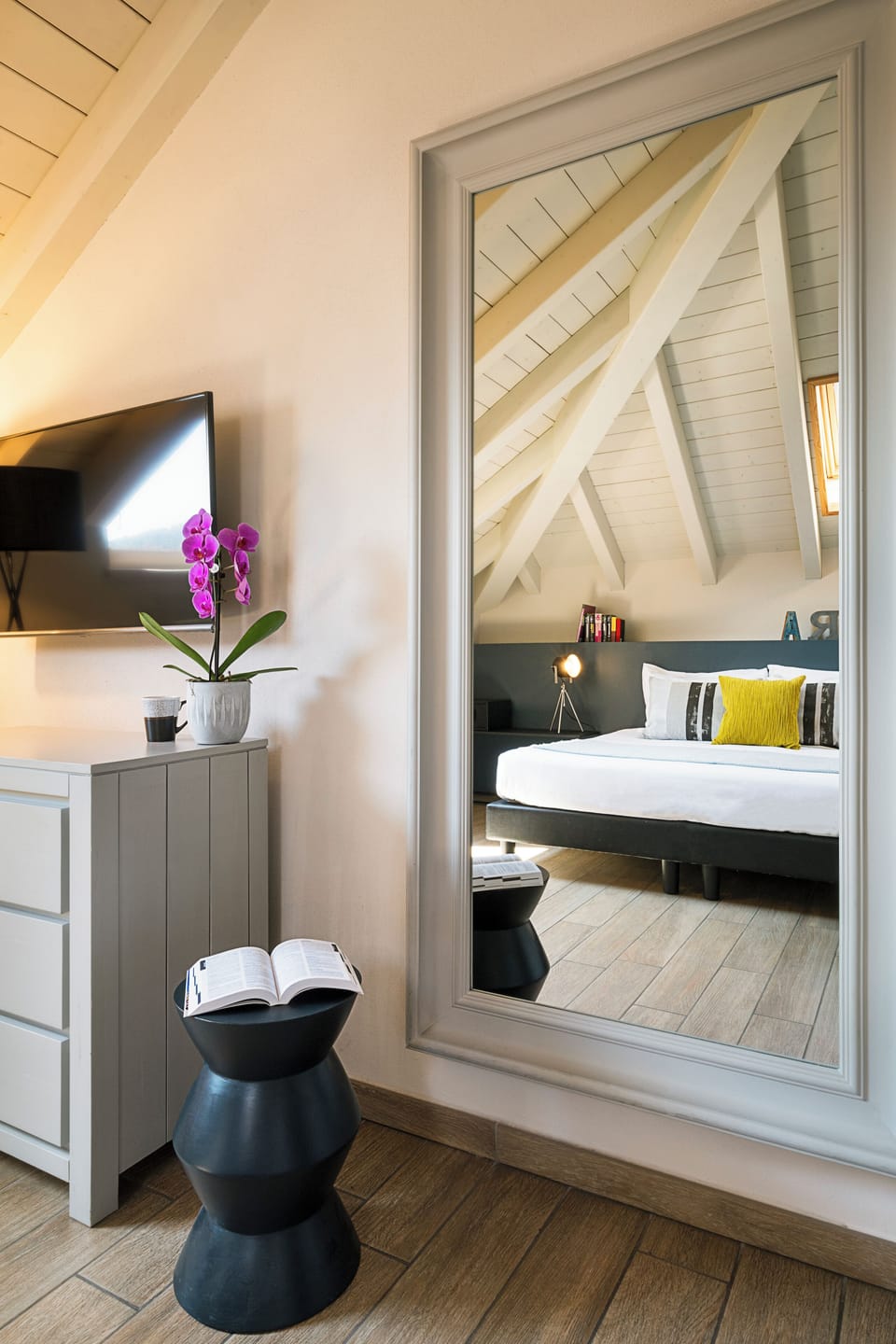Superior Suite, 1 Bedroom, Kitchen | Premium bedding, down comforters, pillowtop beds, desk
