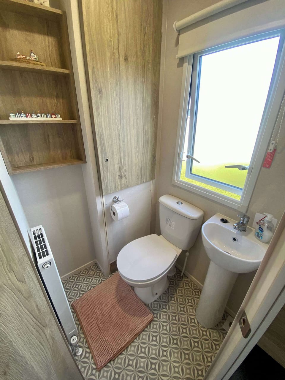 En Suite Bathroom