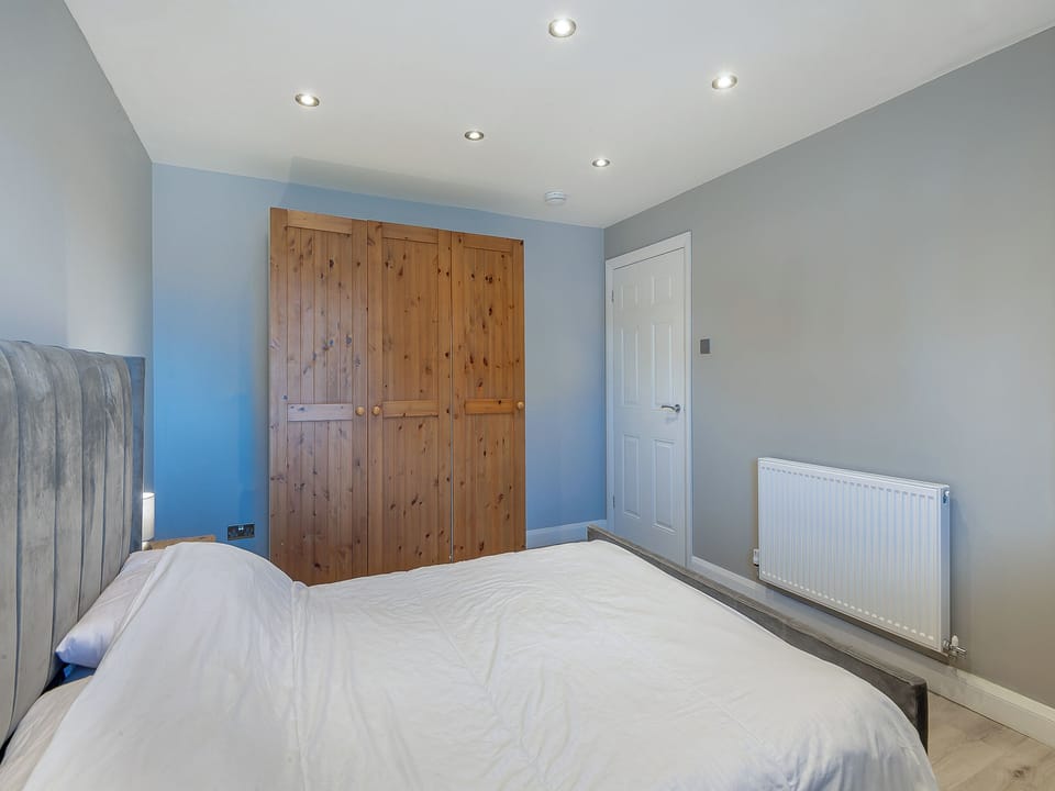 Double bedroom | Goose Green Cottage, Snettisham
