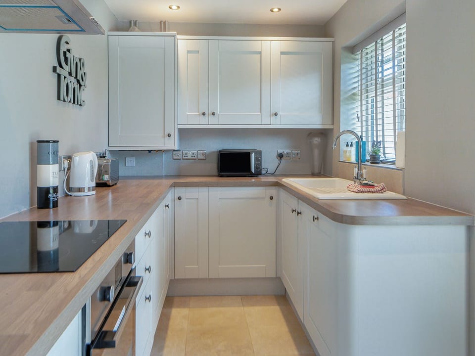 Kitchen | Goose Green Cottage, Snettisham