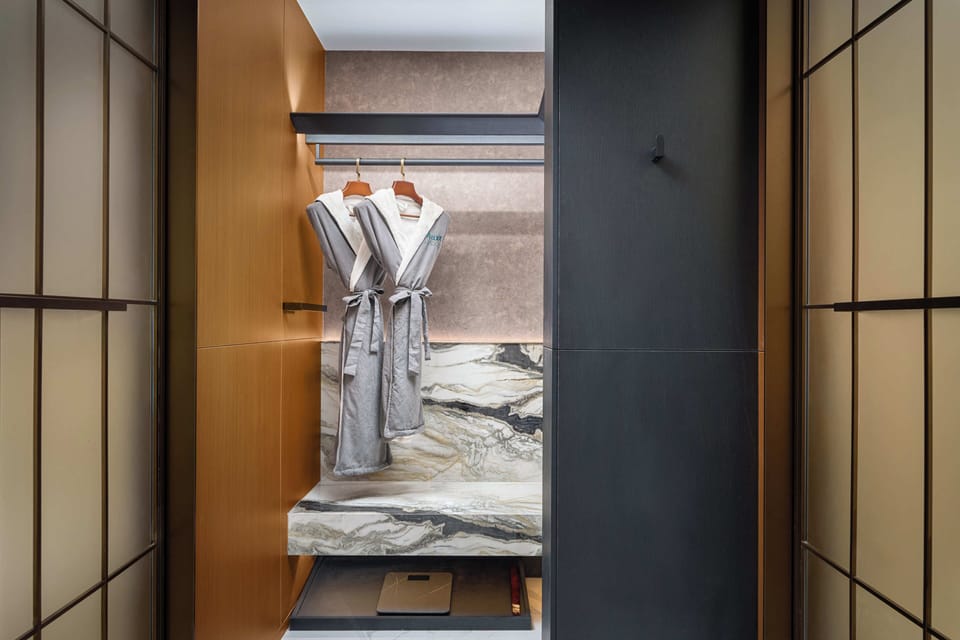 Minibar (free items), in-room safe, blackout drapes, soundproofing