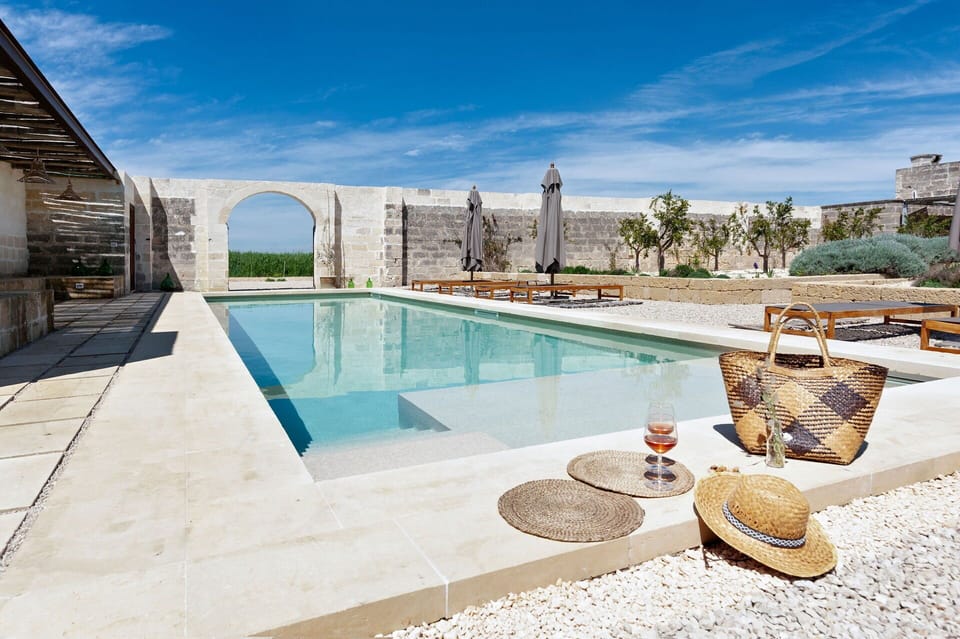 Amenities, Building Exterior, Garden, Pool, Spring, Summer