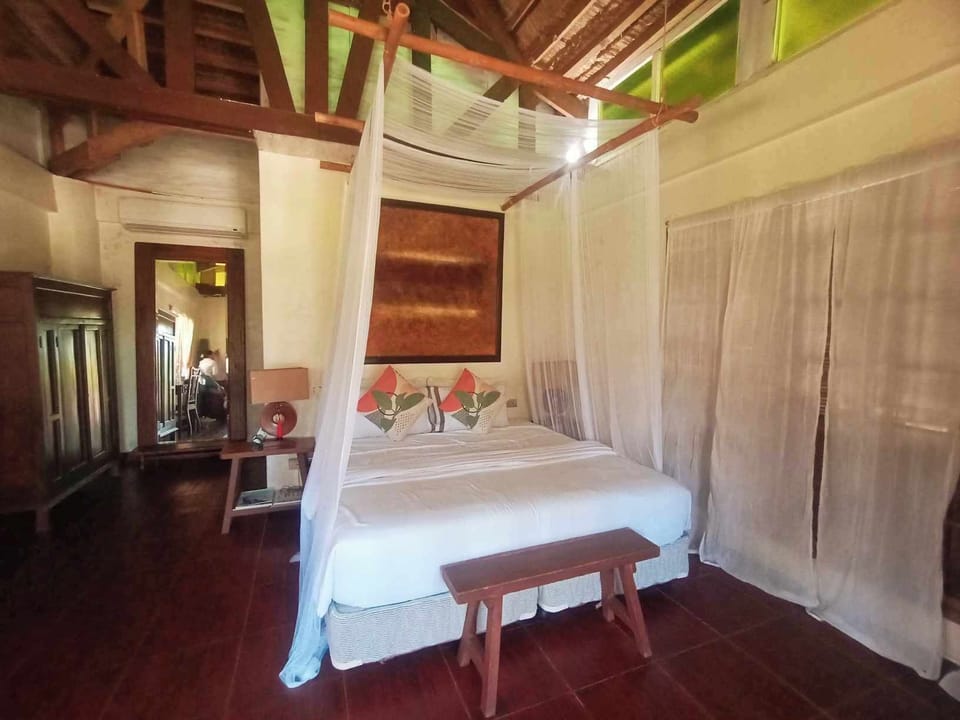Honeymoon Villa, 1 King Bed | 1 bedroom, premium bedding, WiFi (free), individually decorated