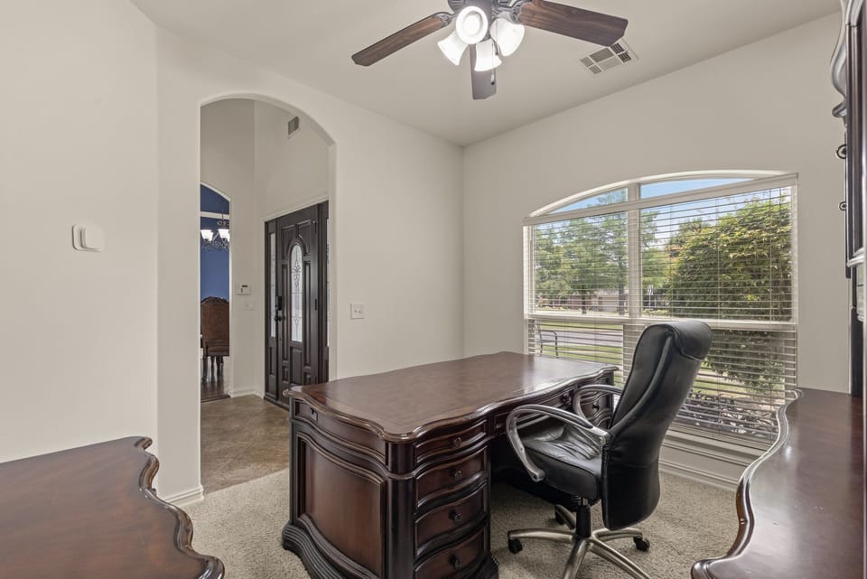 House, 4 Bedrooms, Patio, Pool View | Interior