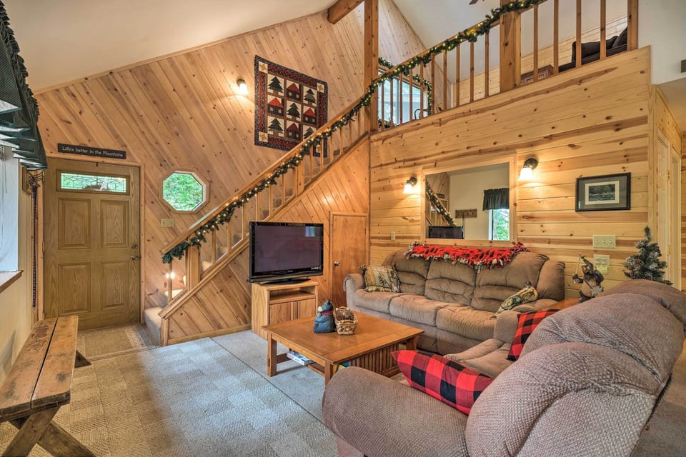 House (2 Bedrooms) | Interior