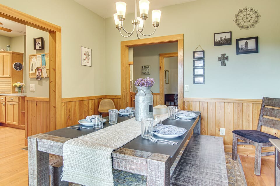 House (2 Bedrooms) | Interior