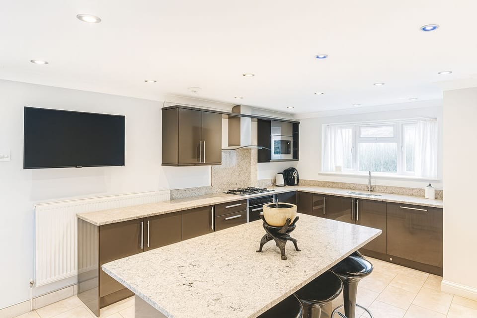 Shared fridge, microwave, electric kettle