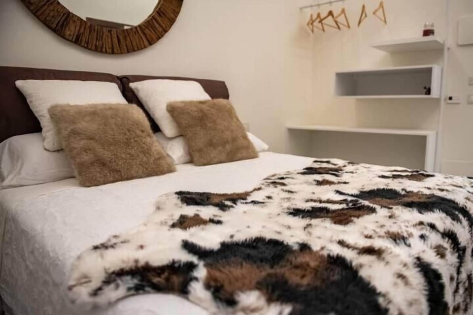 Double Room | In-room safe, blackout drapes, soundproofing, iron/ironing board