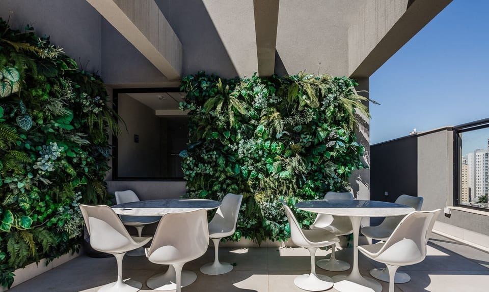 Basic Apartment | Outdoor dining