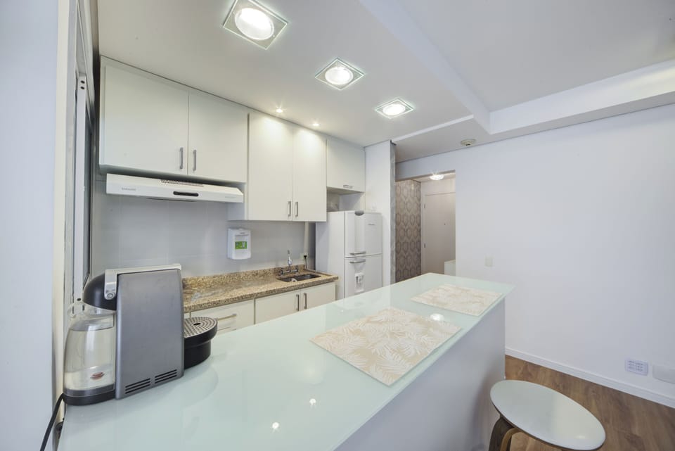 Basic Apartment | Private kitchen | Cookware/dishes/utensils