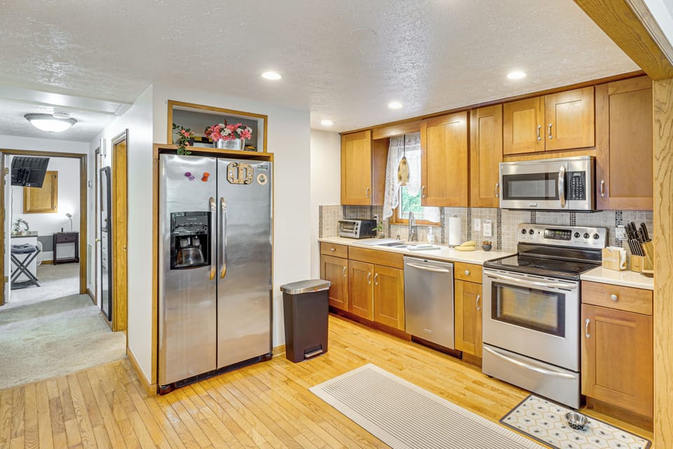 Kitchen | Dishwasher | Drip Coffee Maker