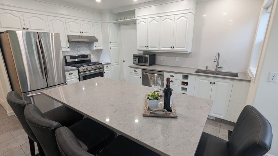 Fully equipped kitchen