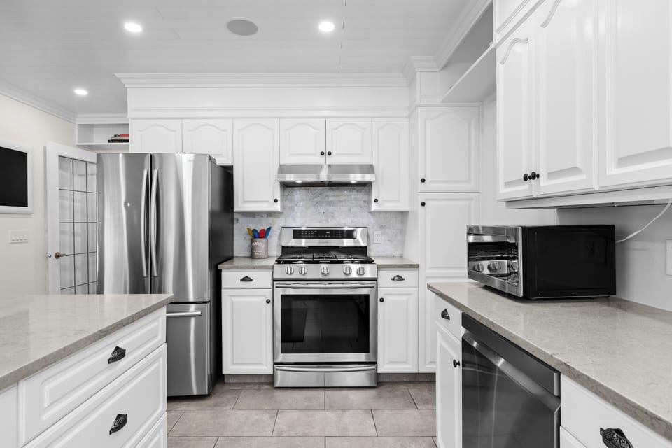 Fully equipped kitchen