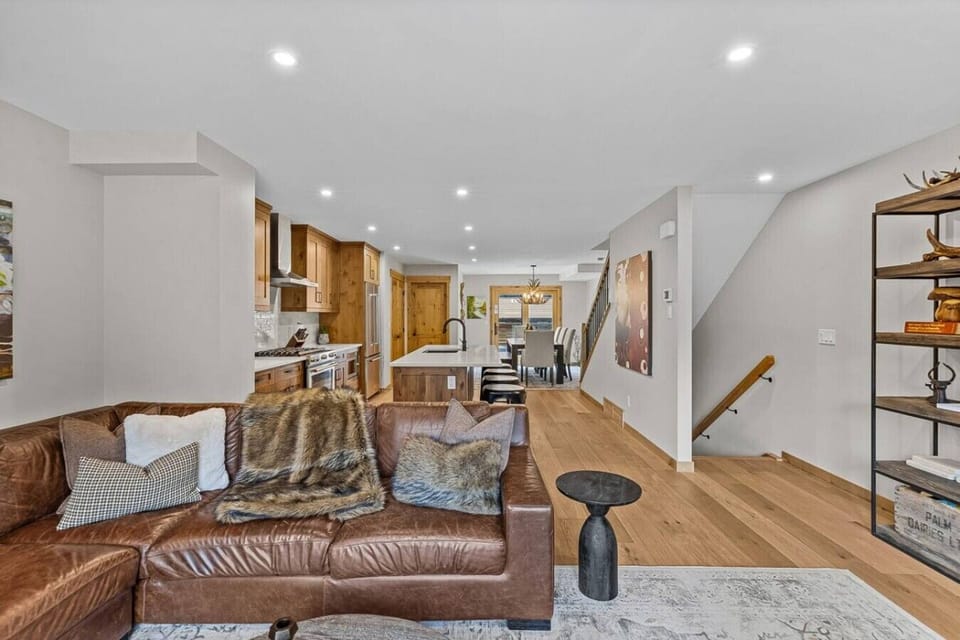 Main Level
