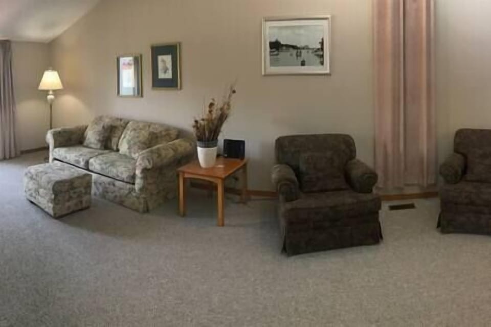 Living Space (2)