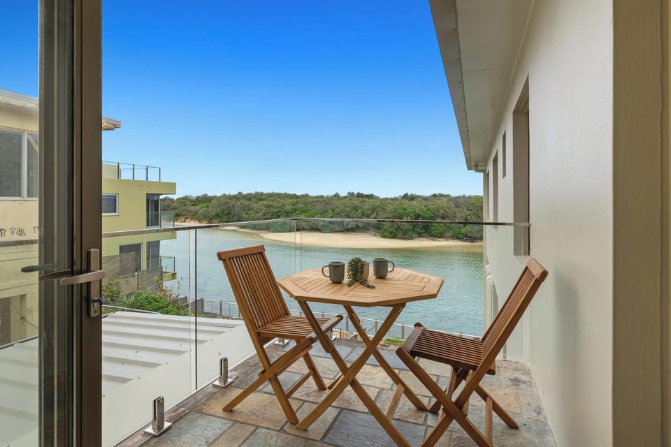 Start or end your day on the balcony with calming vibes.