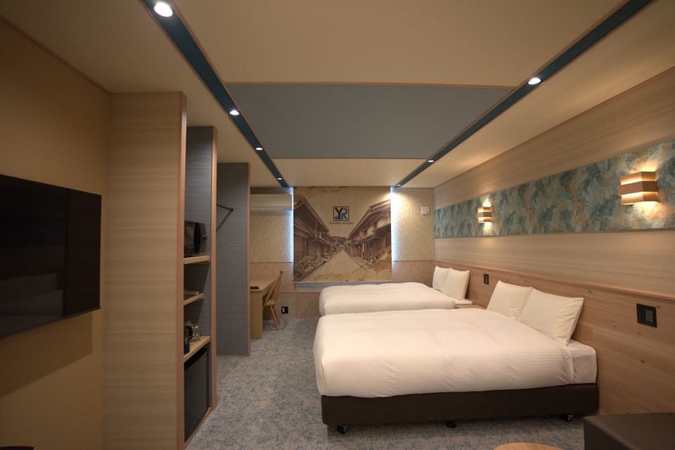 Premium bedding, laptop workspace, free WiFi, bed sheets