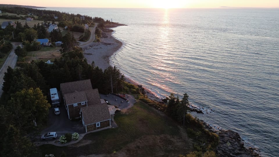 Nightly sunsets from the deck & hot tub!