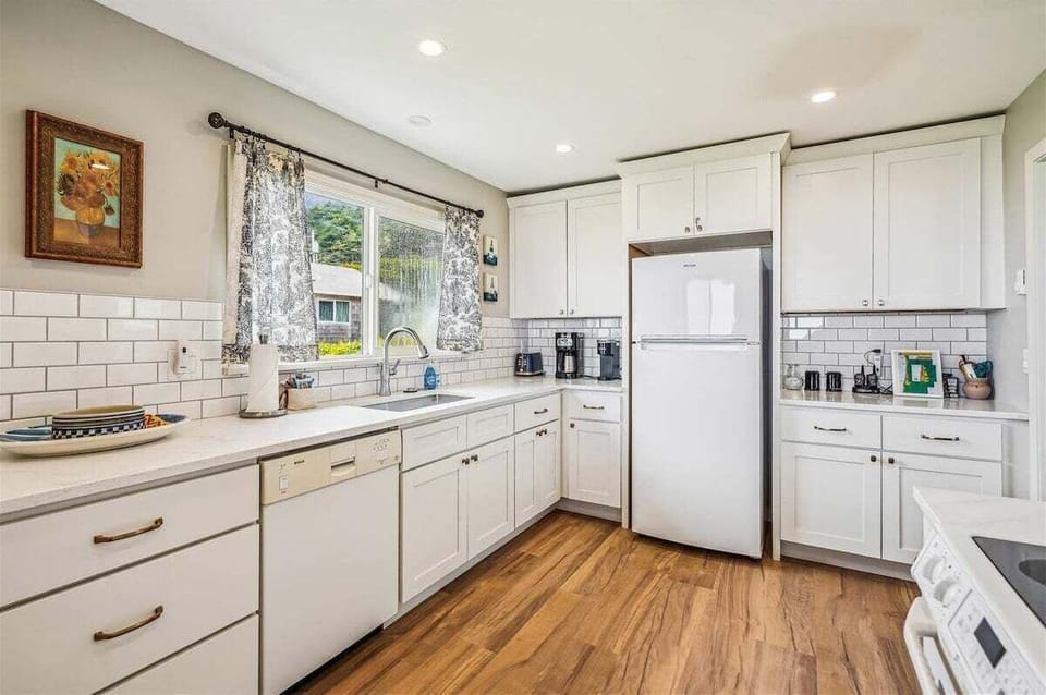 Kitchen at Cape Escape