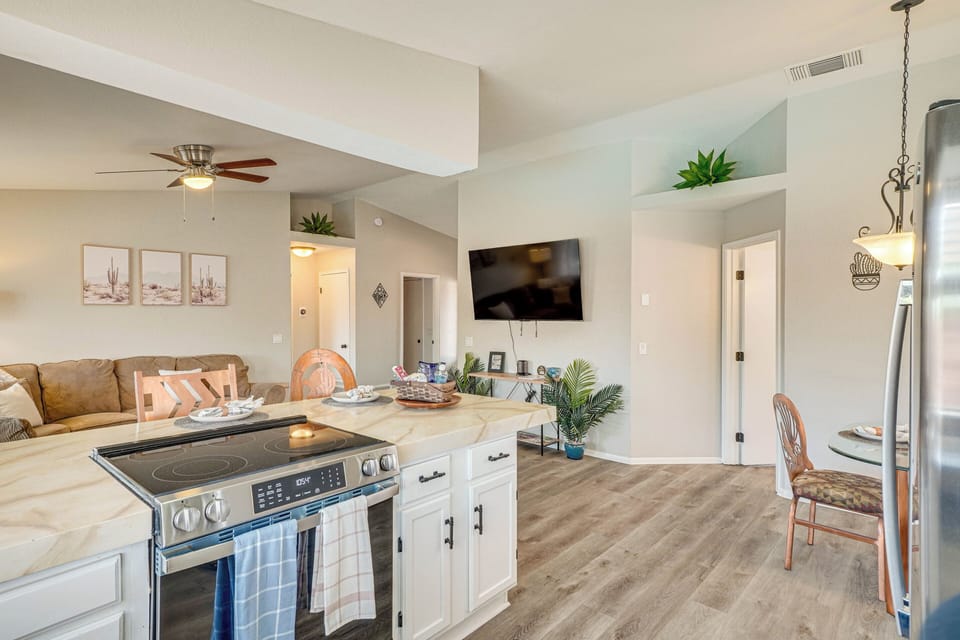 House (3 Bedrooms) | Interior
